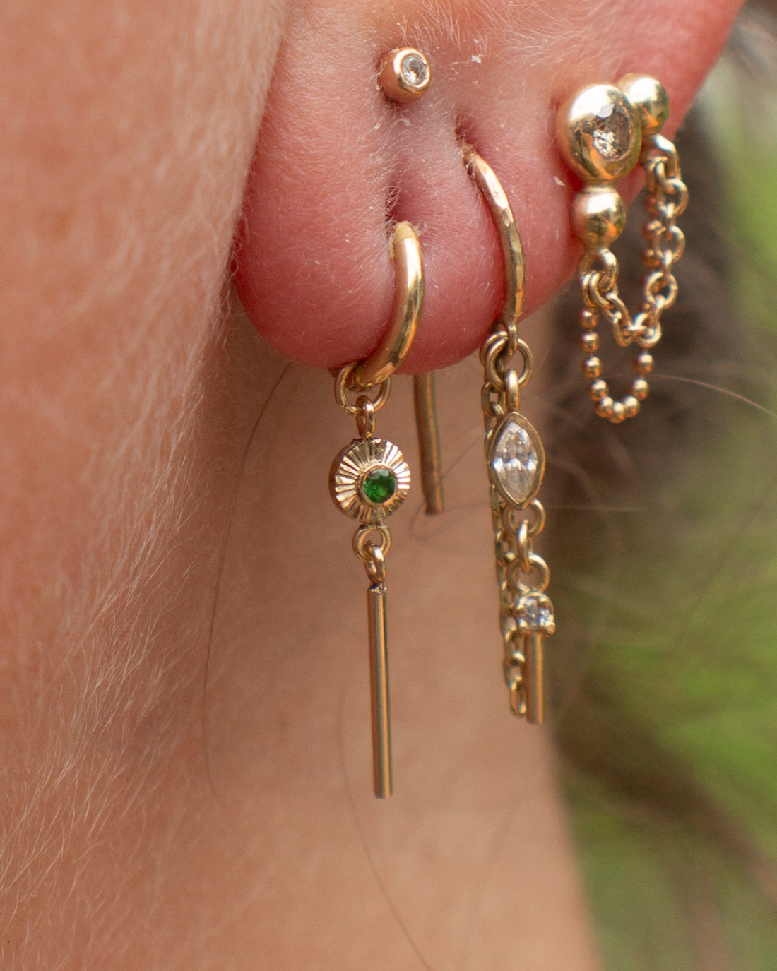 14K Tsavorite Garnet Engraved Dangle