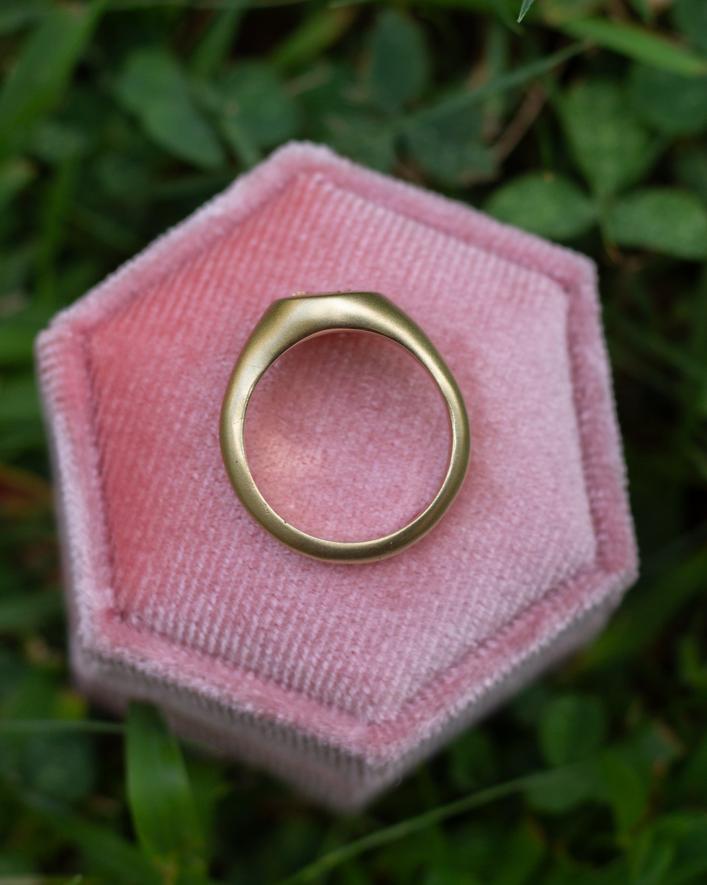 M.Grace Signature Signet