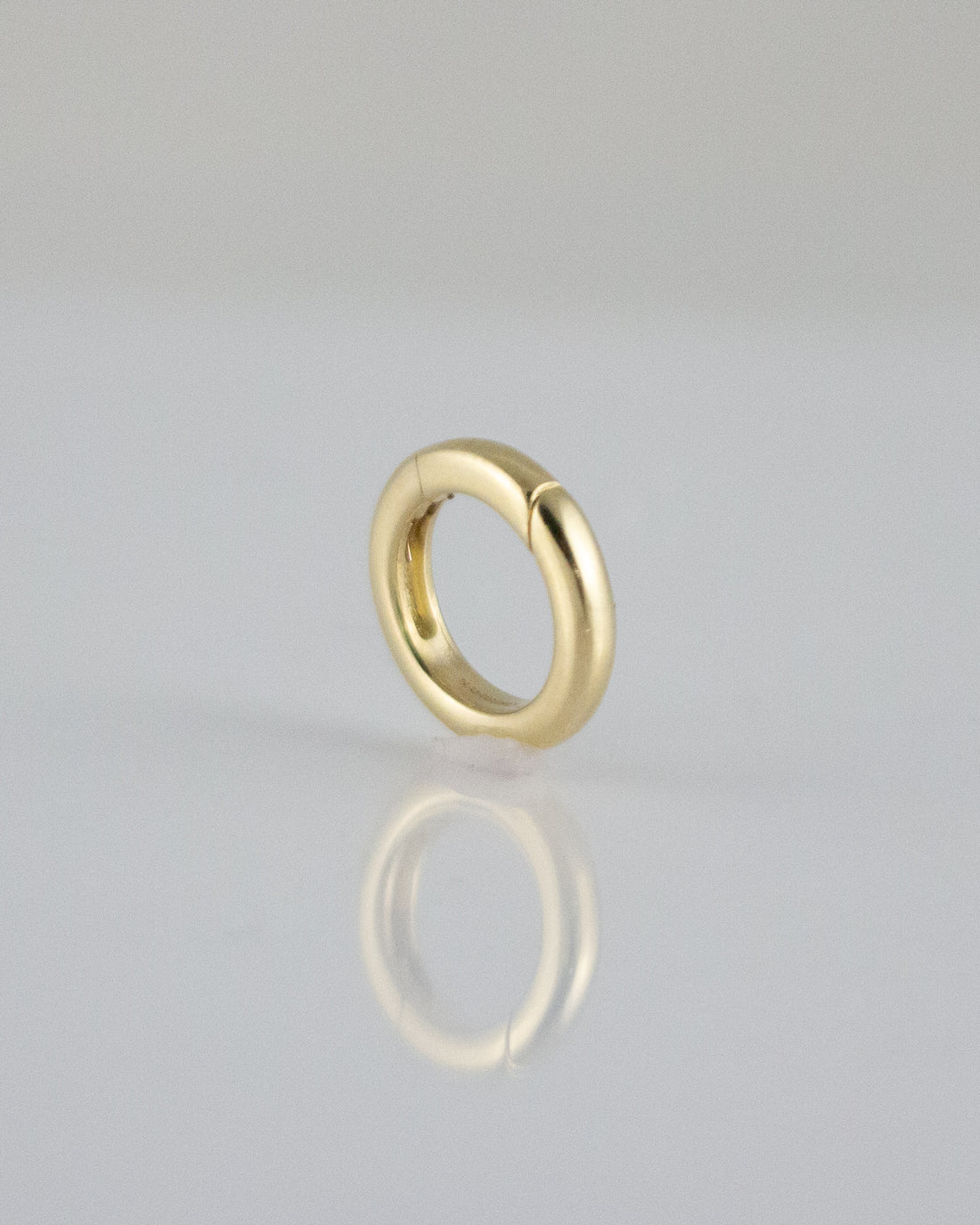 14K Circular Hinged Charm Holder