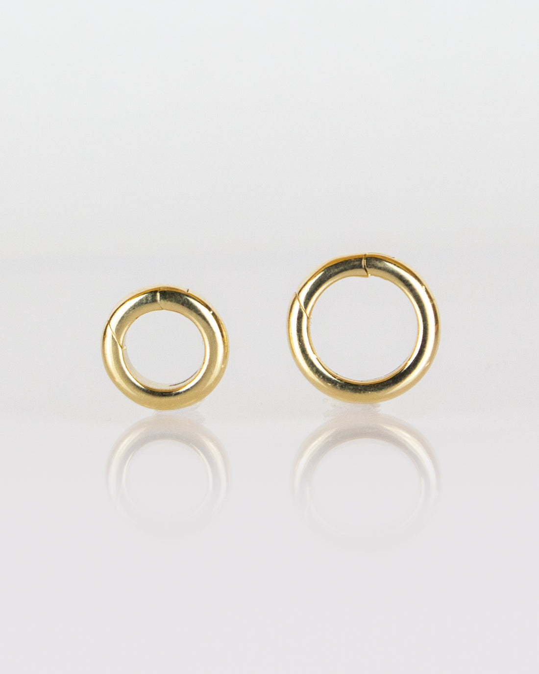 14K Circular Hinged Charm Holder