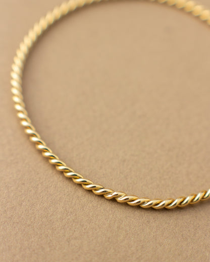 14K Twist Oval Bangle